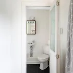 The Mews Flat, Near Clifton Suspension Bridge With Off-street Parking * Bristol