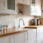 Apartment The Mews Flat, Near Clifton Suspension Bridge With Off-street Parking *