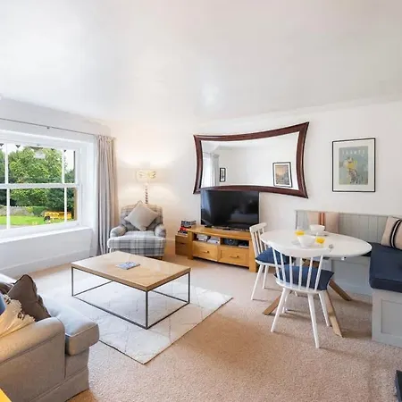 The Mews Flat, Near Clifton Suspension Bridge With Off-street Parking Apartment Bristol