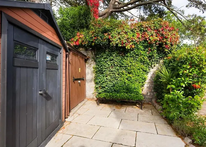 The Mews Flat, Near Clifton Suspension Bridge With Off-street Parking Appartamento