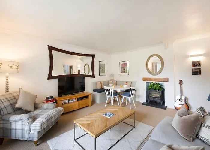 The Mews Flat, Near Clifton Suspension Bridge With Off-street Parking *