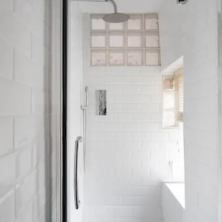 The Mews Flat, Near Clifton Suspension Bridge With Off-street Parking