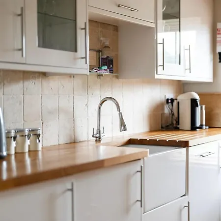 Apartamento The Mews Flat, Near Clifton Suspension Bridge With Off-street Parking *