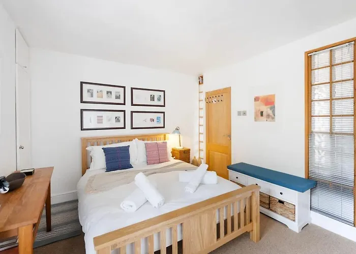 The Mews Flat, Near Clifton Suspension Bridge With Off-street Parking