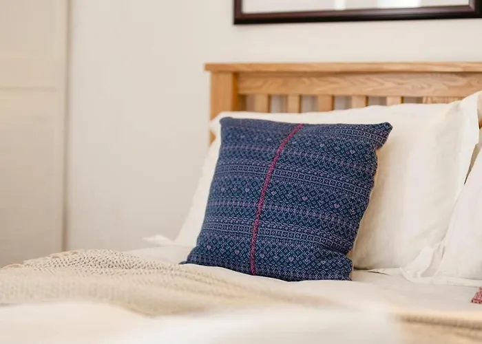 The Mews Flat, Near Clifton Suspension Bridge With Off-street Parking Μπρίστολ